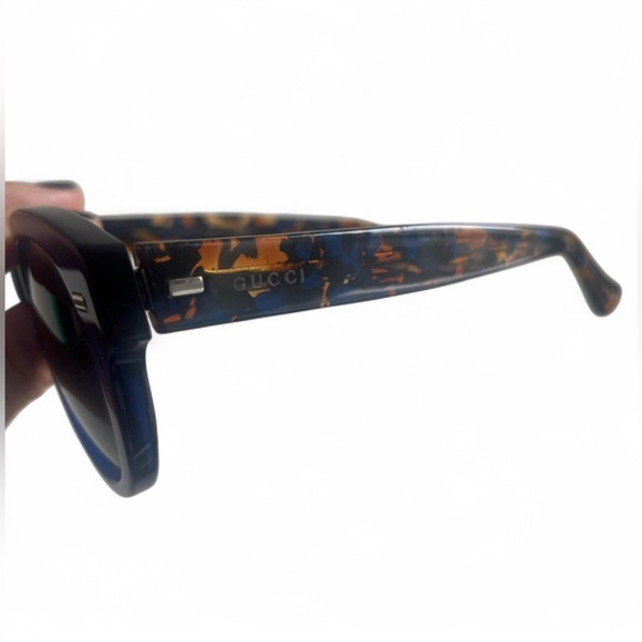 Gucci Dark Blue Round Sunglasses